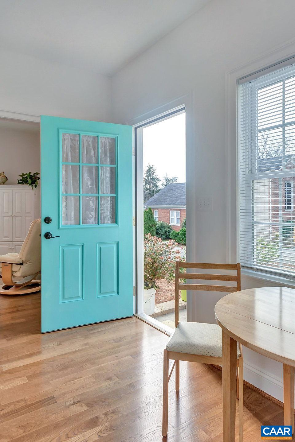 207 DOUGLAS AVE, CHARLOTTESVILLE, Virginia 22902, 6 Bedrooms Bedrooms, ,4 BathroomsBathrooms,Residential,Five Petals,207 DOUGLAS AVE,675173 MLS # 675173