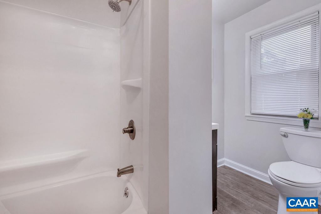 207 DOUGLAS AVE, CHARLOTTESVILLE, Virginia 22902, 6 Bedrooms Bedrooms, ,4 BathroomsBathrooms,Residential,Five Petals,207 DOUGLAS AVE,675173 MLS # 675173