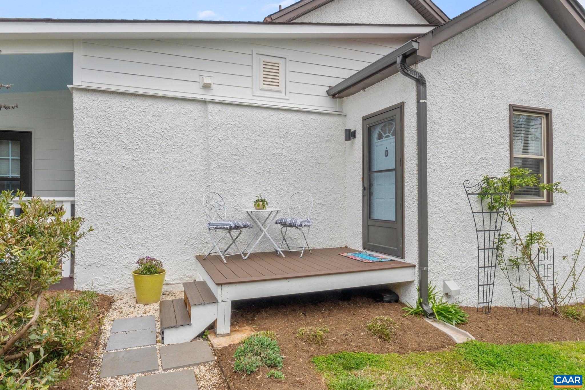 207 DOUGLAS AVE, CHARLOTTESVILLE, Virginia 22902, 6 Bedrooms Bedrooms, ,4 BathroomsBathrooms,Residential,Five Petals,207 DOUGLAS AVE,675173 MLS # 675173