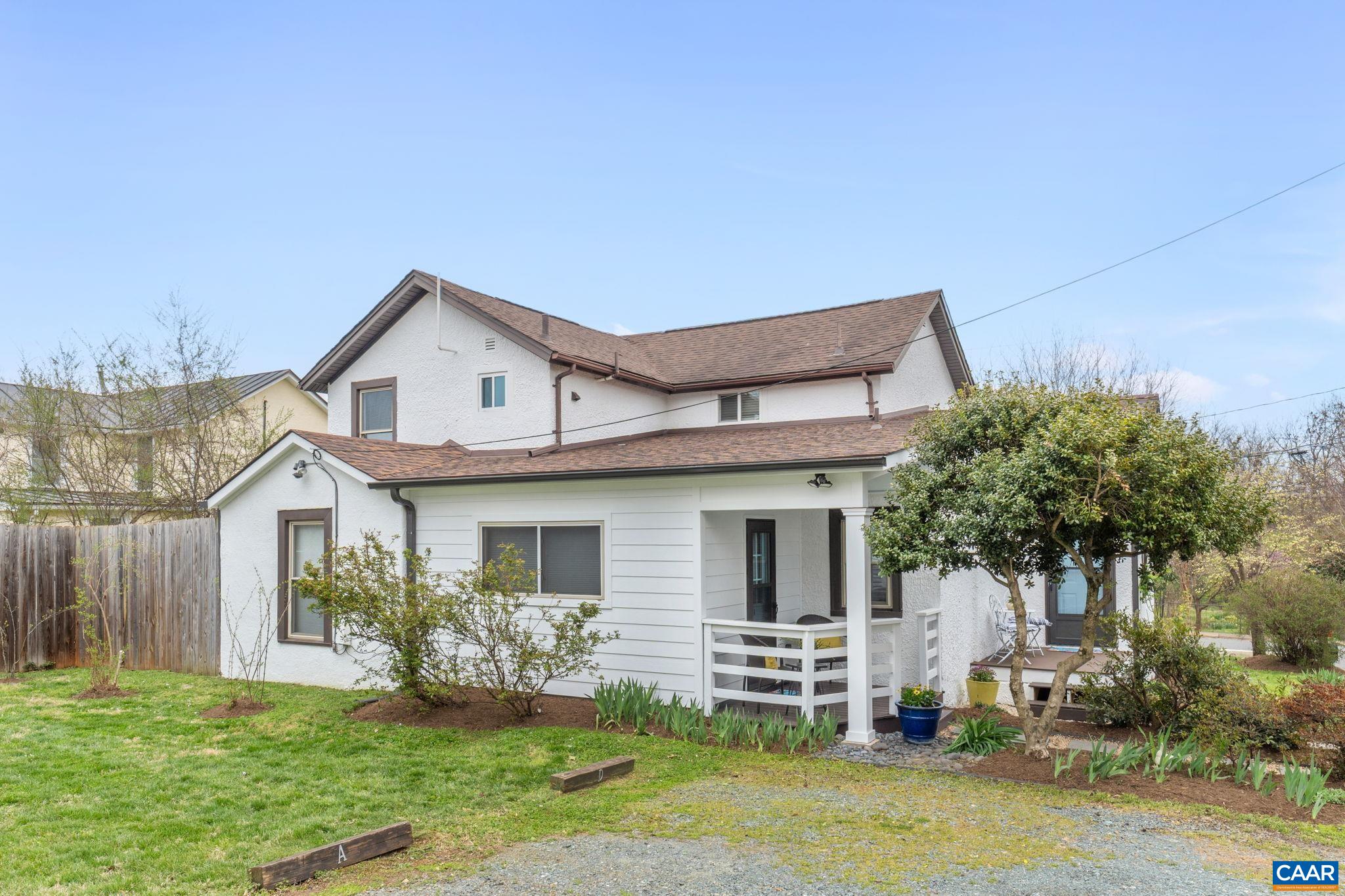 207 DOUGLAS AVE, CHARLOTTESVILLE, Virginia 22902, 6 Bedrooms Bedrooms, ,4 BathroomsBathrooms,Residential,Five Petals,207 DOUGLAS AVE,675173 MLS # 675173