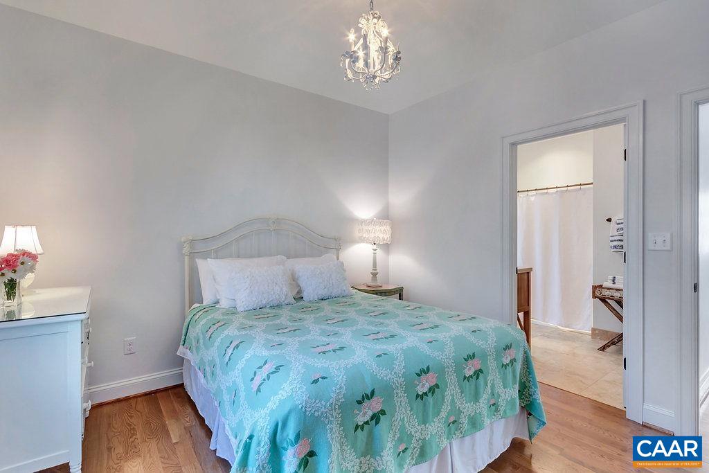 207 DOUGLAS AVE, CHARLOTTESVILLE, Virginia 22902, 6 Bedrooms Bedrooms, ,4 BathroomsBathrooms,Residential,Five Petals,207 DOUGLAS AVE,675173 MLS # 675173