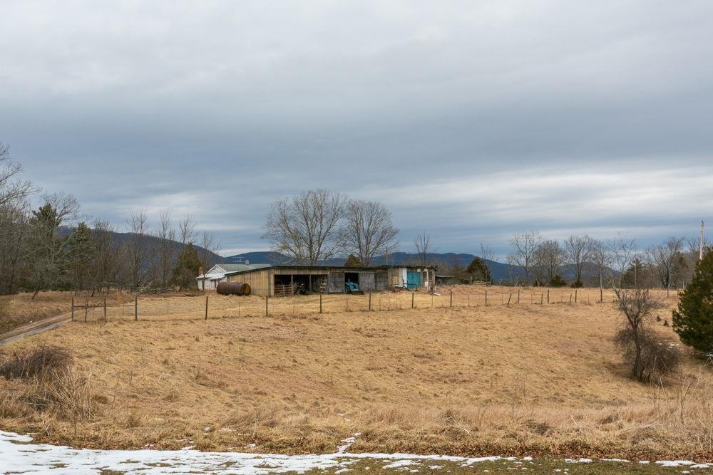 of mountains. Lot 41 & upper Lot 43