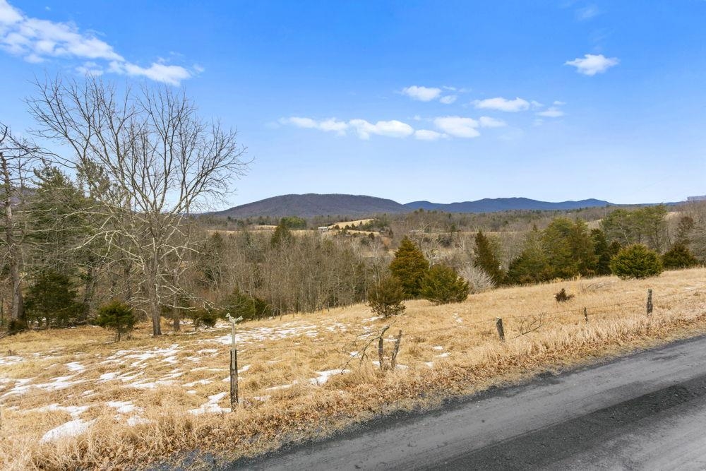 19962 RAINBOW RIDGE RD, BERGTON, Virginia 22811, 3 Bedrooms Bedrooms, ,1 BathroomBathrooms,Residential,19962 RAINBOW RIDGE RD,675176 MLS # 675176