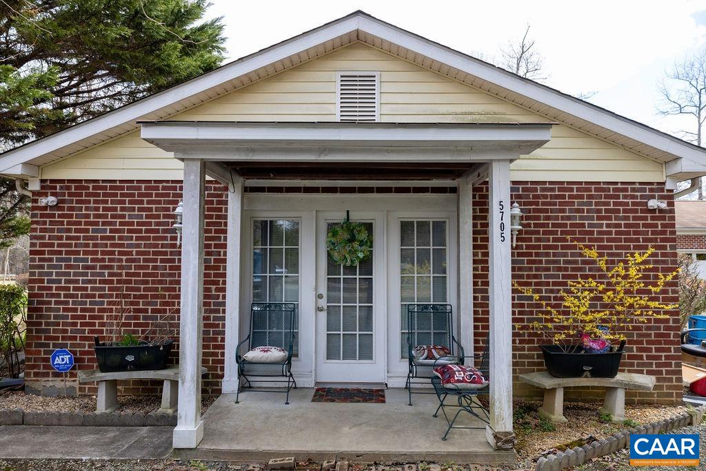 5705 LOUISA RD, KESWICK, Virginia 22947, 4 Bedrooms Bedrooms, ,3 BathroomsBathrooms,Residential,5705 LOUISA RD,675198 MLS # 675198