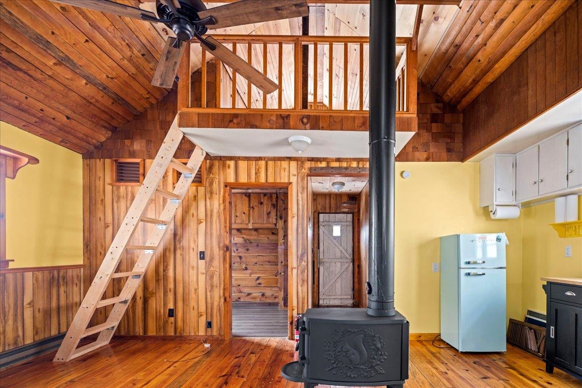 440 CLEMMER RIDGE LN, WEST AUGUSTA, Virginia 24485, 2 Bedrooms Bedrooms, ,1 BathroomBathrooms,Residential,440 CLEMMER RIDGE LN,675213 MLS # 675213