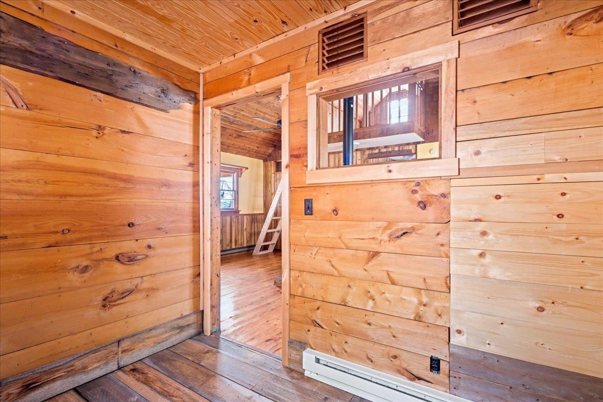 440 CLEMMER RIDGE LN, WEST AUGUSTA, Virginia 24485, 2 Bedrooms Bedrooms, ,1 BathroomBathrooms,Residential,440 CLEMMER RIDGE LN,675213 MLS # 675213