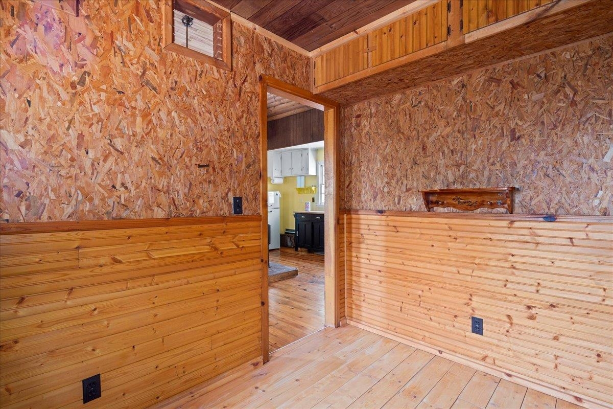 440 CLEMMER RIDGE LN, WEST AUGUSTA, Virginia 24485, 2 Bedrooms Bedrooms, ,1 BathroomBathrooms,Residential,440 CLEMMER RIDGE LN,675213 MLS # 675213