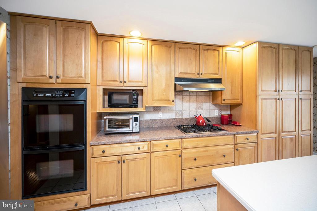 3715 LAKEVIEW PKWY, LOCUST GROVE, Virginia 22508, 4 Bedrooms Bedrooms, ,4 BathroomsBathrooms,Residential,3715 LAKEVIEW PKWY,VAOR2013412 MLS # VAOR2013412