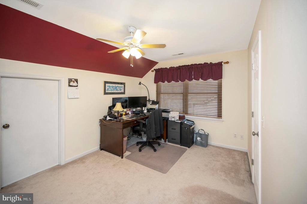 3715 LAKEVIEW PKWY, LOCUST GROVE, Virginia 22508, 4 Bedrooms Bedrooms, ,4 BathroomsBathrooms,Residential,3715 LAKEVIEW PKWY,VAOR2013412 MLS # VAOR2013412