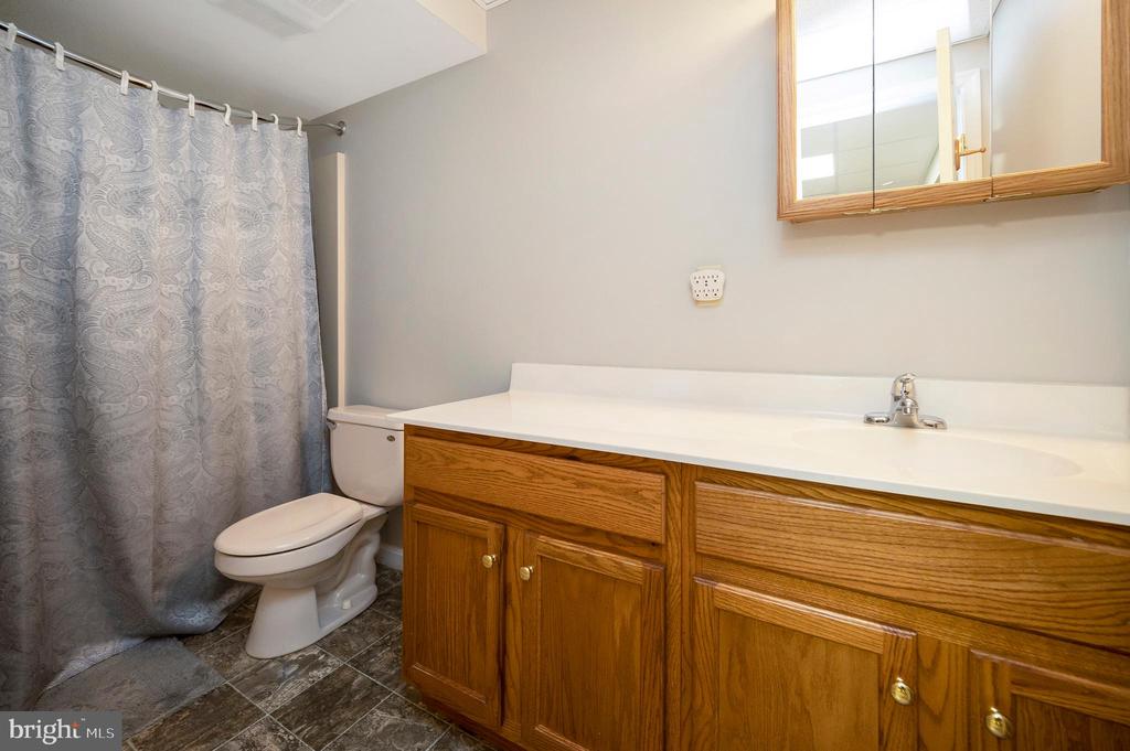 3715 LAKEVIEW PKWY, LOCUST GROVE, Virginia 22508, 4 Bedrooms Bedrooms, ,4 BathroomsBathrooms,Residential,3715 LAKEVIEW PKWY,VAOR2013412 MLS # VAOR2013412