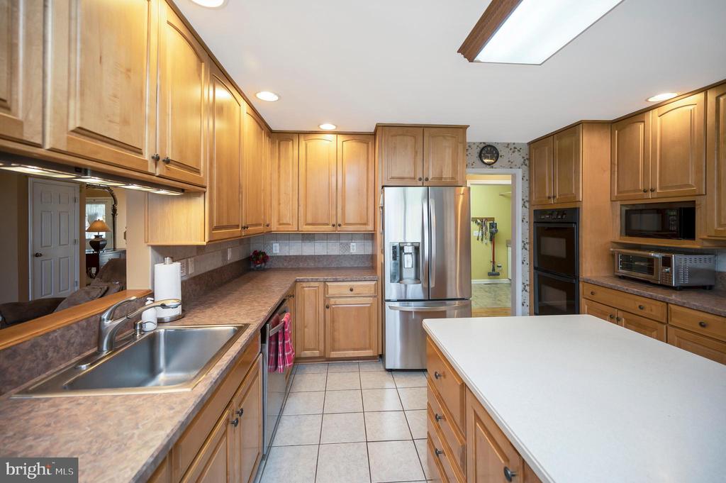 3715 LAKEVIEW PKWY, LOCUST GROVE, Virginia 22508, 4 Bedrooms Bedrooms, ,4 BathroomsBathrooms,Residential,3715 LAKEVIEW PKWY,VAOR2013412 MLS # VAOR2013412