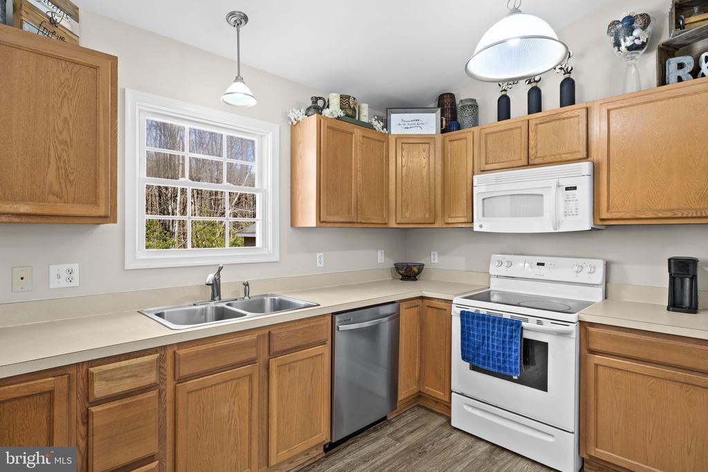 8343 WILDERNESS WOODS LN, RHOADESVILLE, Virginia 22542, 3 Bedrooms Bedrooms, ,2 BathroomsBathrooms,Residential,8343 WILDERNESS WOODS LN,VAOR2013582 MLS # VAOR2013582