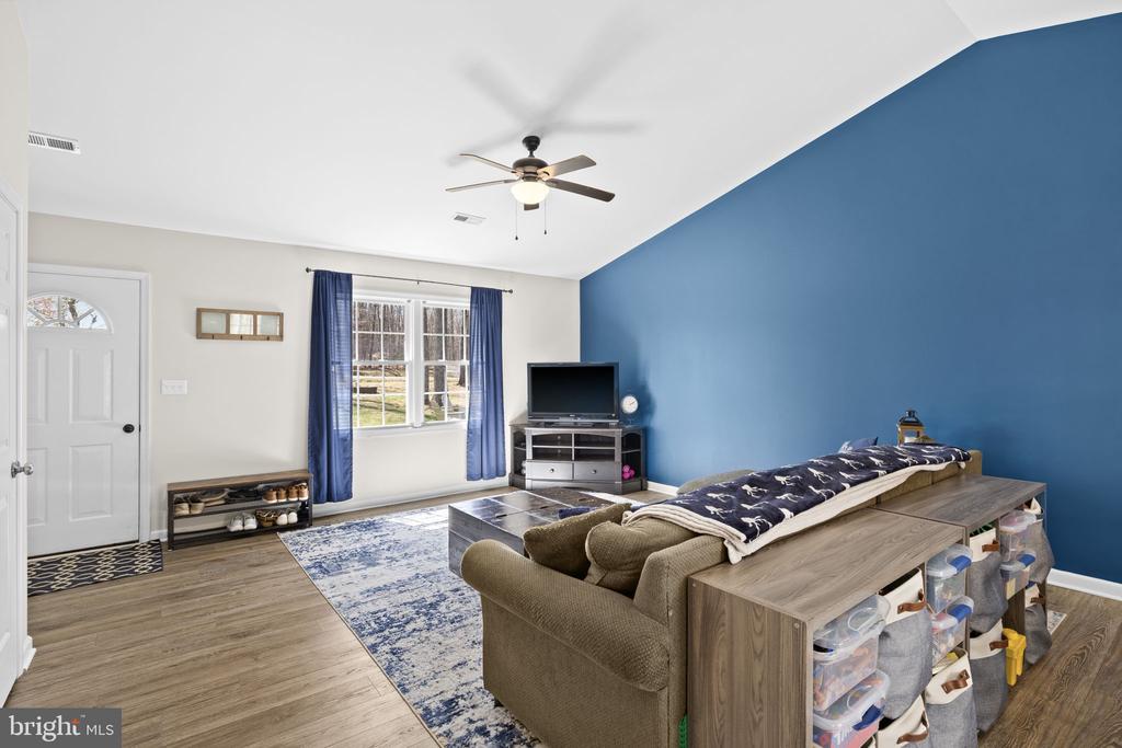 8343 WILDERNESS WOODS LN, RHOADESVILLE, Virginia 22542, 3 Bedrooms Bedrooms, ,2 BathroomsBathrooms,Residential,8343 WILDERNESS WOODS LN,VAOR2013582 MLS # VAOR2013582