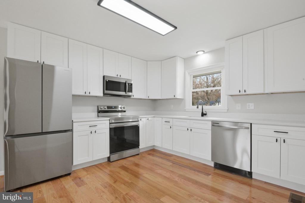 10417 CATHARPIN RD, SPOTSYLVANIA, Virginia 22551, 4 Bedrooms Bedrooms, ,2 BathroomsBathrooms,Residential,10417 CATHARPIN RD,VASP2040212 MLS # VASP2040212