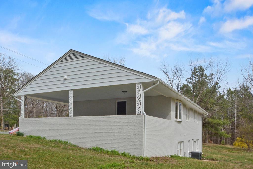 10417 CATHARPIN RD, SPOTSYLVANIA, Virginia 22551, 4 Bedrooms Bedrooms, ,2 BathroomsBathrooms,Residential,10417 CATHARPIN RD,VASP2040212 MLS # VASP2040212