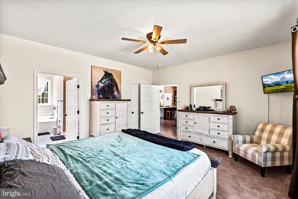 6010 HARTS RUN, SPOTSYLVANIA, Virginia 22551, 3 Bedrooms Bedrooms, ,2 BathroomsBathrooms,Residential,6010 HARTS RUN,VASP2040286 MLS # VASP2040286