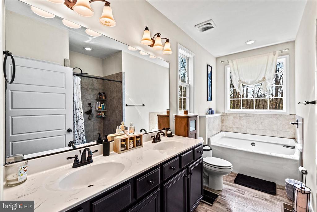 6010 HARTS RUN, SPOTSYLVANIA, Virginia 22551, 3 Bedrooms Bedrooms, ,2 BathroomsBathrooms,Residential,6010 HARTS RUN,VASP2040286 MLS # VASP2040286