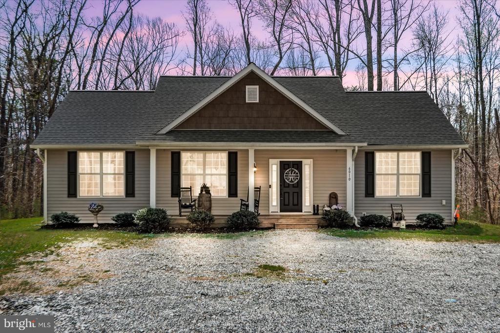 6010 HARTS RUN, SPOTSYLVANIA, Virginia 22551, 3 Bedrooms Bedrooms, ,2 BathroomsBathrooms,Residential,6010 HARTS RUN,VASP2040286 MLS # VASP2040286