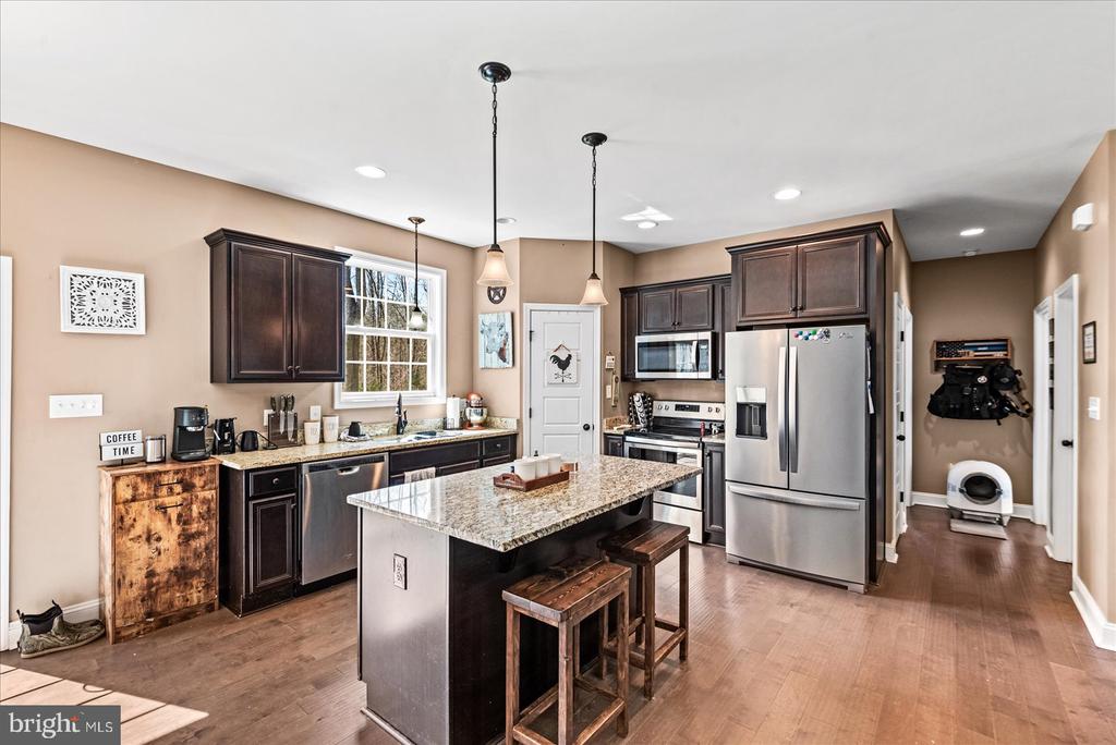 6010 HARTS RUN, SPOTSYLVANIA, Virginia 22551, 3 Bedrooms Bedrooms, ,2 BathroomsBathrooms,Residential,6010 HARTS RUN,VASP2040286 MLS # VASP2040286