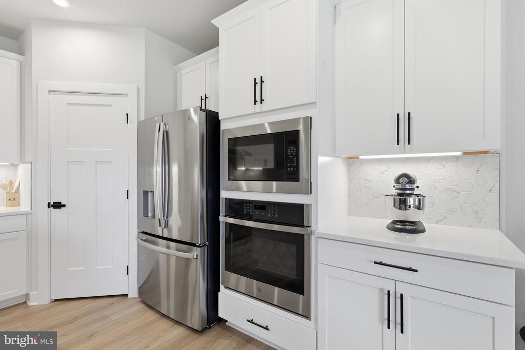 8705 DAVIS CT, SPOTSYLVANIA, Virginia 22553, 5 Bedrooms Bedrooms, ,3 BathroomsBathrooms,Residential,8705 DAVIS CT,VASP2039540 MLS # VASP2039540