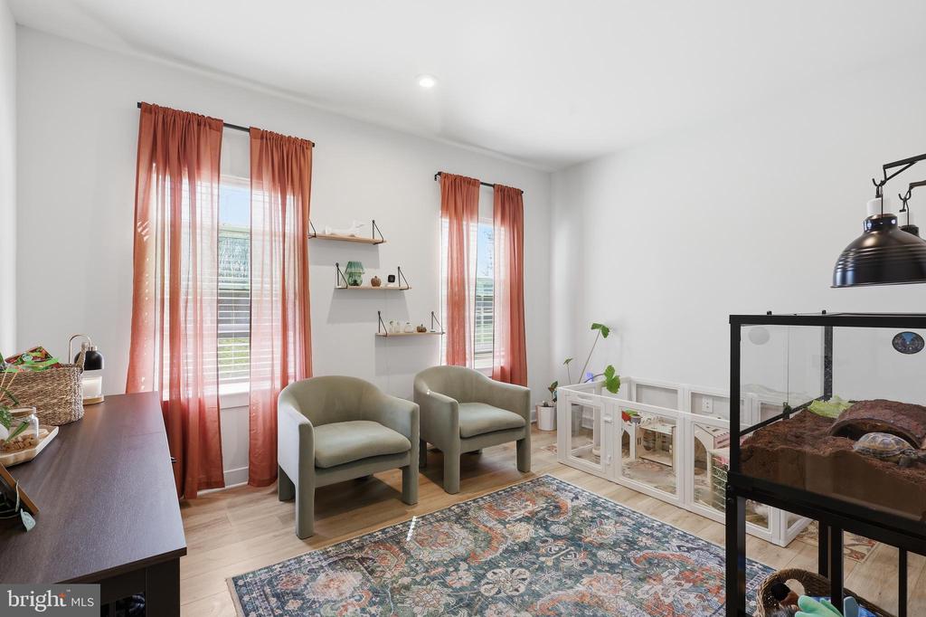 8705 DAVIS CT, SPOTSYLVANIA, Virginia 22553, 5 Bedrooms Bedrooms, ,3 BathroomsBathrooms,Residential,8705 DAVIS CT,VASP2039540 MLS # VASP2039540