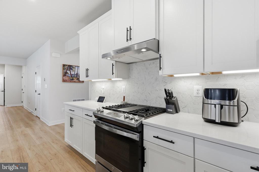 8705 DAVIS CT, SPOTSYLVANIA, Virginia 22553, 5 Bedrooms Bedrooms, ,3 BathroomsBathrooms,Residential,8705 DAVIS CT,VASP2039540 MLS # VASP2039540