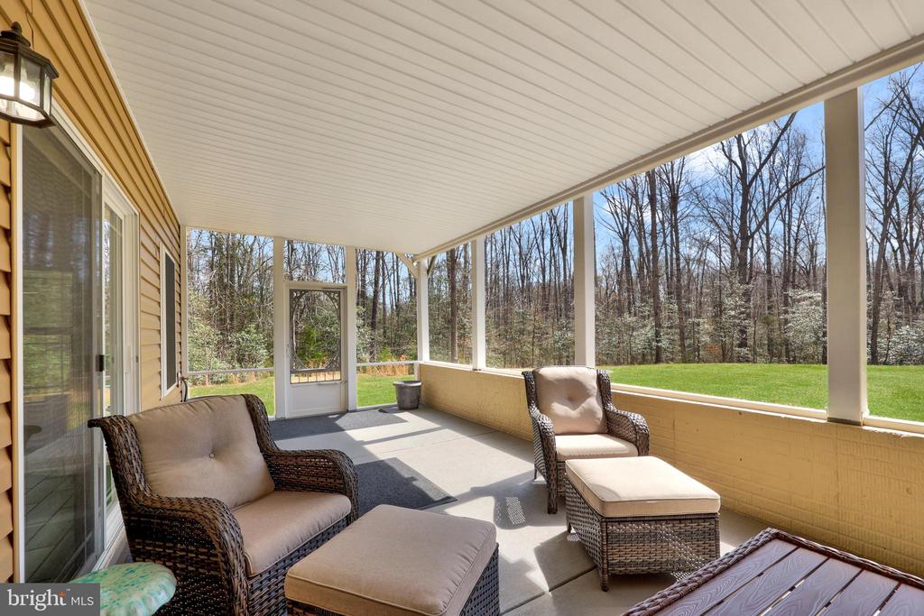 7022 BARCLAY DR, FREDERICKSBURG, Virginia 22407, 5 Bedrooms Bedrooms, ,4 BathroomsBathrooms,Residential,7022 BARCLAY DR,VASP2040414 MLS # VASP2040414