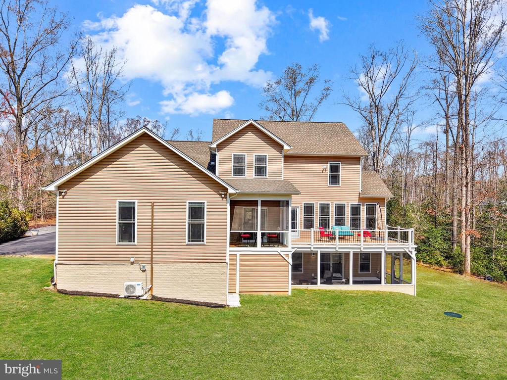 7022 BARCLAY DR, FREDERICKSBURG, Virginia 22407, 5 Bedrooms Bedrooms, ,4 BathroomsBathrooms,Residential,7022 BARCLAY DR,VASP2040414 MLS # VASP2040414