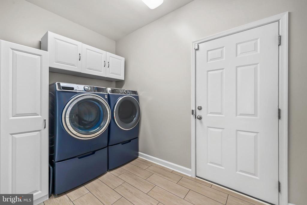 7022 BARCLAY DR, FREDERICKSBURG, Virginia 22407, 5 Bedrooms Bedrooms, ,4 BathroomsBathrooms,Residential,7022 BARCLAY DR,VASP2040414 MLS # VASP2040414