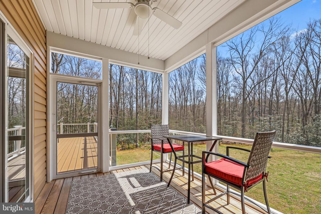 7022 BARCLAY DR, FREDERICKSBURG, Virginia 22407, 5 Bedrooms Bedrooms, ,4 BathroomsBathrooms,Residential,7022 BARCLAY DR,VASP2040414 MLS # VASP2040414