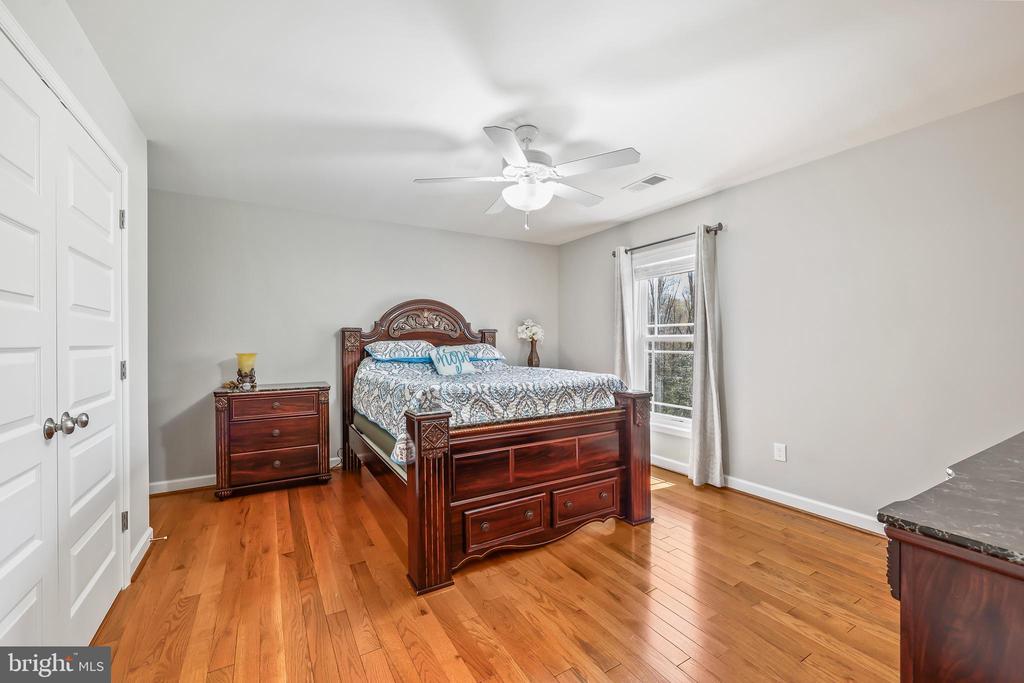 7022 BARCLAY DR, FREDERICKSBURG, Virginia 22407, 5 Bedrooms Bedrooms, ,4 BathroomsBathrooms,Residential,7022 BARCLAY DR,VASP2040414 MLS # VASP2040414