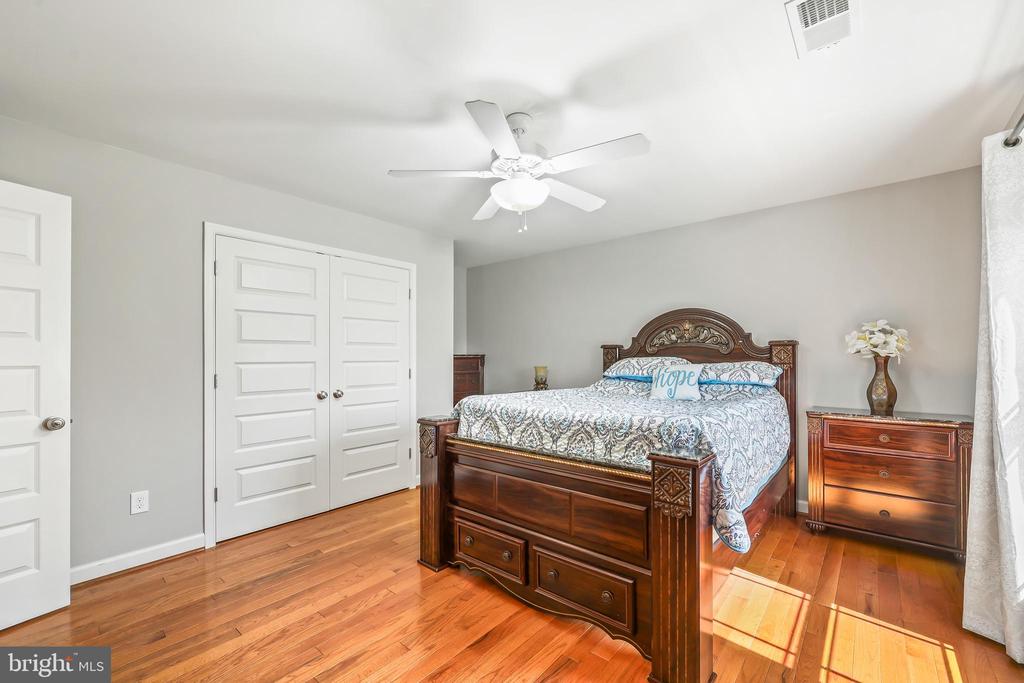 7022 BARCLAY DR, FREDERICKSBURG, Virginia 22407, 5 Bedrooms Bedrooms, ,4 BathroomsBathrooms,Residential,7022 BARCLAY DR,VASP2040414 MLS # VASP2040414