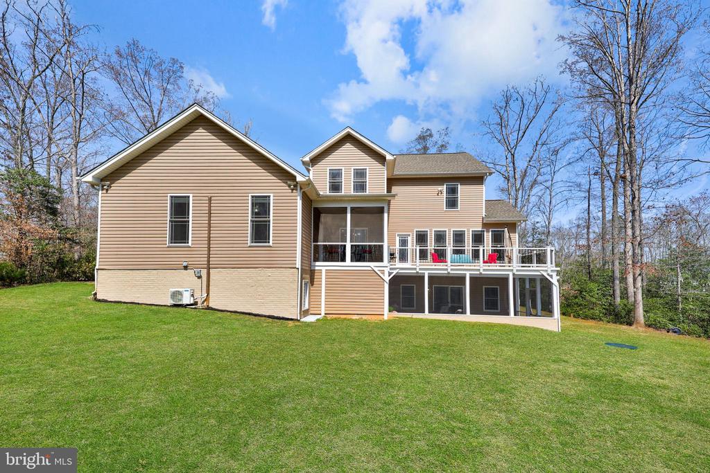 7022 BARCLAY DR, FREDERICKSBURG, Virginia 22407, 5 Bedrooms Bedrooms, ,4 BathroomsBathrooms,Residential,7022 BARCLAY DR,VASP2040414 MLS # VASP2040414