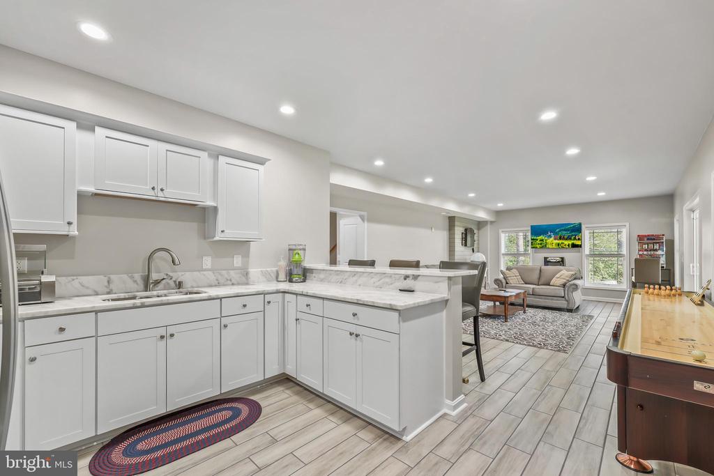 7022 BARCLAY DR, FREDERICKSBURG, Virginia 22407, 5 Bedrooms Bedrooms, ,4 BathroomsBathrooms,Residential,7022 BARCLAY DR,VASP2040414 MLS # VASP2040414