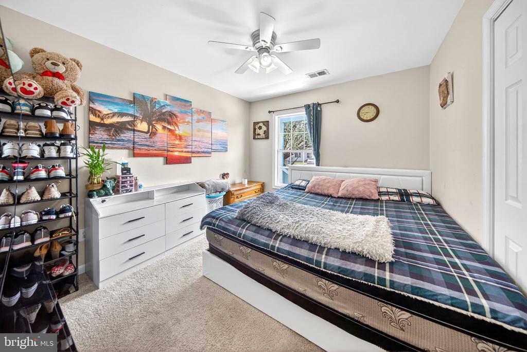 11698 FORT UNION DR, REMINGTON, Virginia 22734, 4 Bedrooms Bedrooms, ,2 BathroomsBathrooms,Residential,11698 FORT UNION DR,VAFQ2021064 MLS # VAFQ2021064