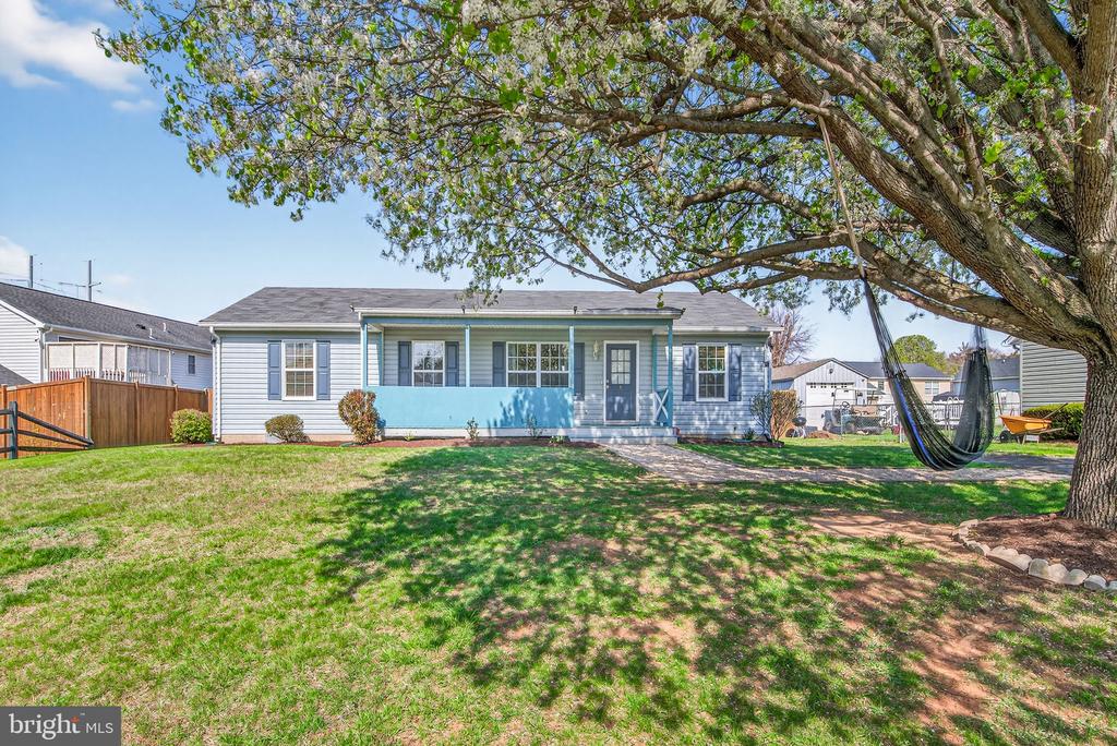 11698 FORT UNION DR, REMINGTON, Virginia 22734, 4 Bedrooms Bedrooms, ,2 BathroomsBathrooms,Residential,11698 FORT UNION DR,VAFQ2021064 MLS # VAFQ2021064