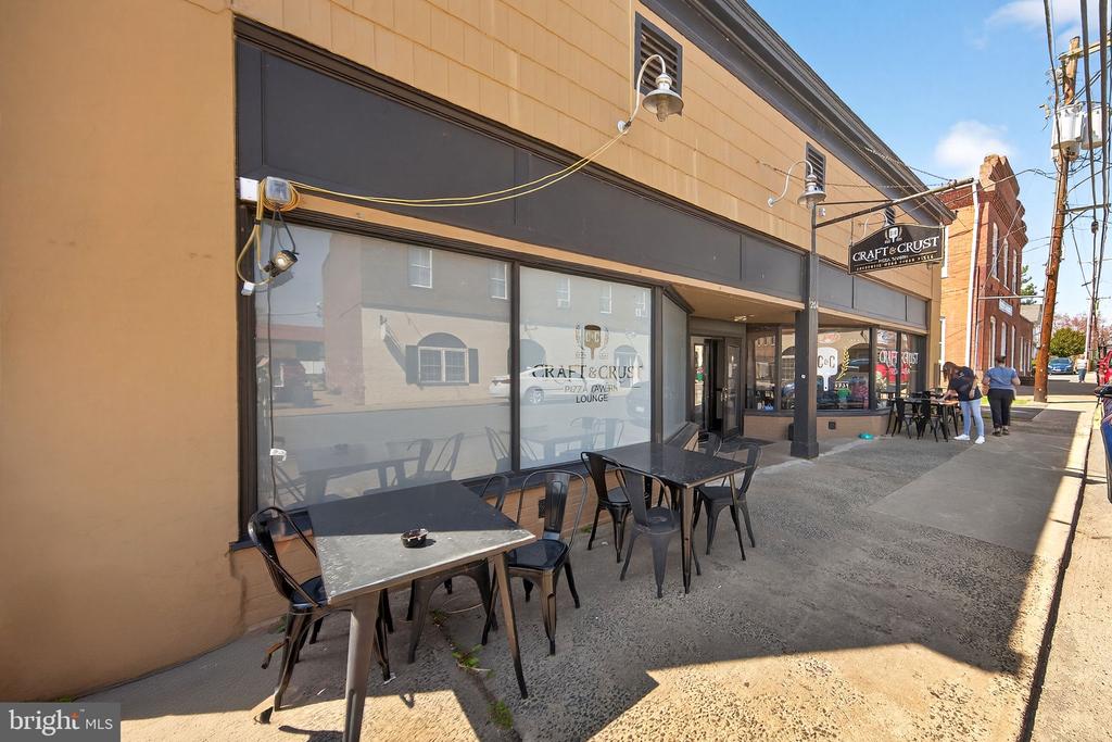 11698 FORT UNION DR, REMINGTON, Virginia 22734, 4 Bedrooms Bedrooms, ,2 BathroomsBathrooms,Residential,11698 FORT UNION DR,VAFQ2021064 MLS # VAFQ2021064