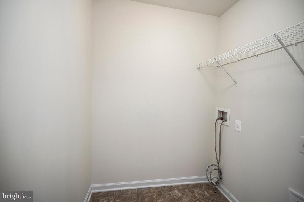 12103 MAJESTIC PL, CULPEPER, Virginia 22701, 3 Bedrooms Bedrooms, ,2 BathroomsBathrooms,Residential,12103 MAJESTIC PL,VACU2013042 MLS # VACU2013042