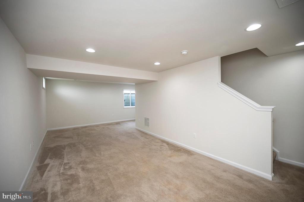 12103 MAJESTIC PL, CULPEPER, Virginia 22701, 3 Bedrooms Bedrooms, ,2 BathroomsBathrooms,Residential,12103 MAJESTIC PL,VACU2013042 MLS # VACU2013042