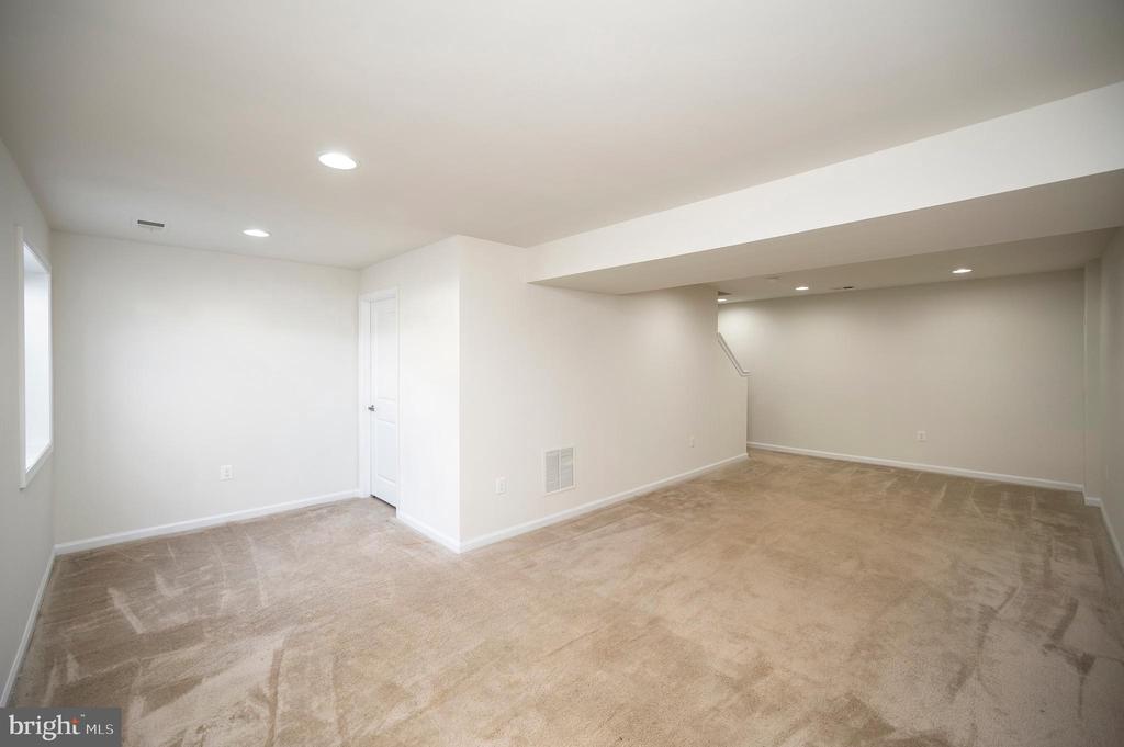 12103 MAJESTIC PL, CULPEPER, Virginia 22701, 3 Bedrooms Bedrooms, ,2 BathroomsBathrooms,Residential,12103 MAJESTIC PL,VACU2013042 MLS # VACU2013042