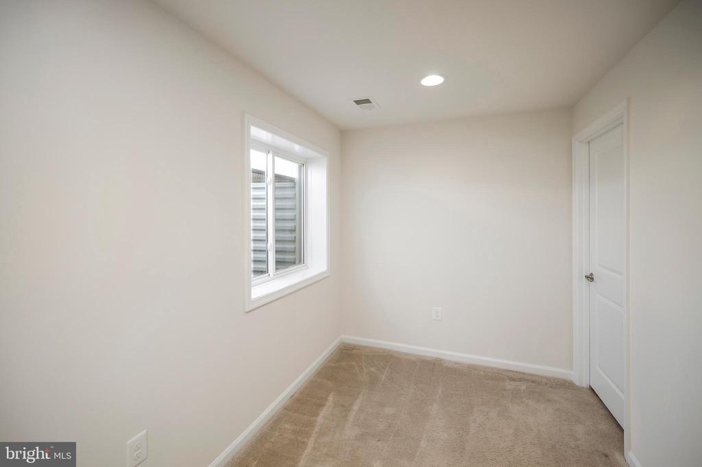 12103 MAJESTIC PL, CULPEPER, Virginia 22701, 3 Bedrooms Bedrooms, ,2 BathroomsBathrooms,Residential,12103 MAJESTIC PL,VACU2013042 MLS # VACU2013042