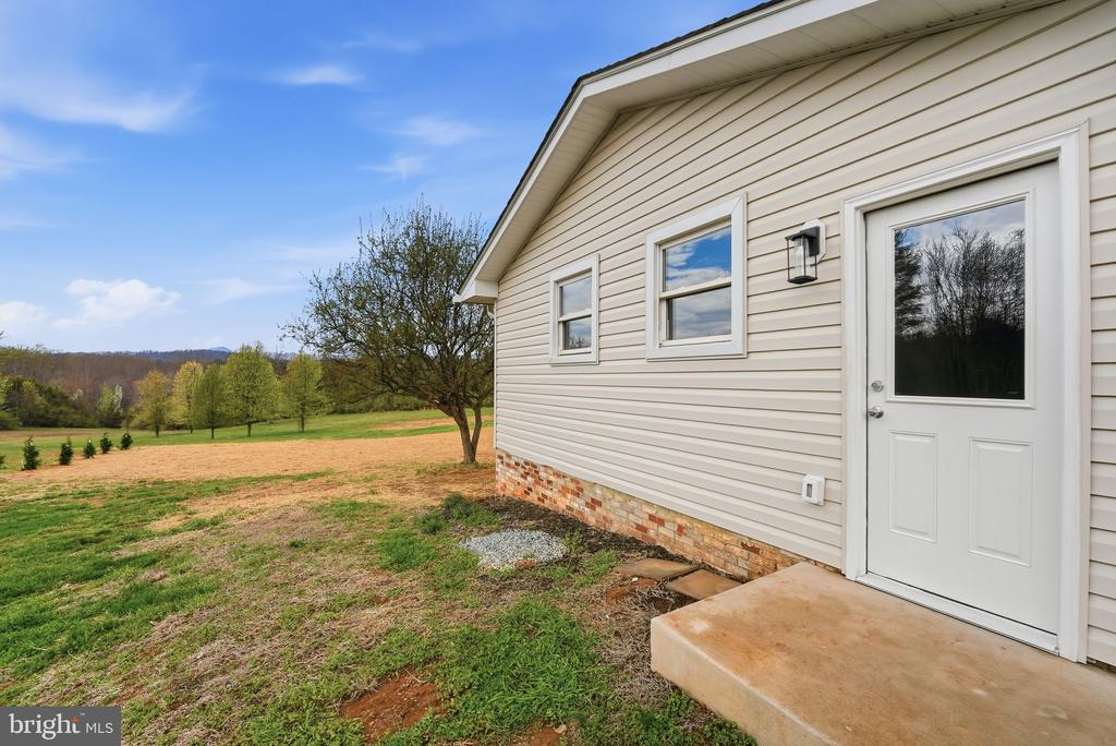 11346 OBANNONS ML, BOSTON, Virginia 22713, 4 Bedrooms Bedrooms, ,3 BathroomsBathrooms,Residential,11346 OBANNONS ML,VACU2013144 MLS # VACU2013144