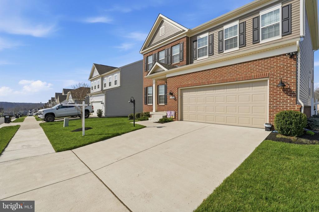 2012 ARMSTRONG TER, JEFFERSONTON, Virginia 22724, 5 Bedrooms Bedrooms, ,3 BathroomsBathrooms,Residential,2012 ARMSTRONG TER,VACU2013146 MLS # VACU2013146