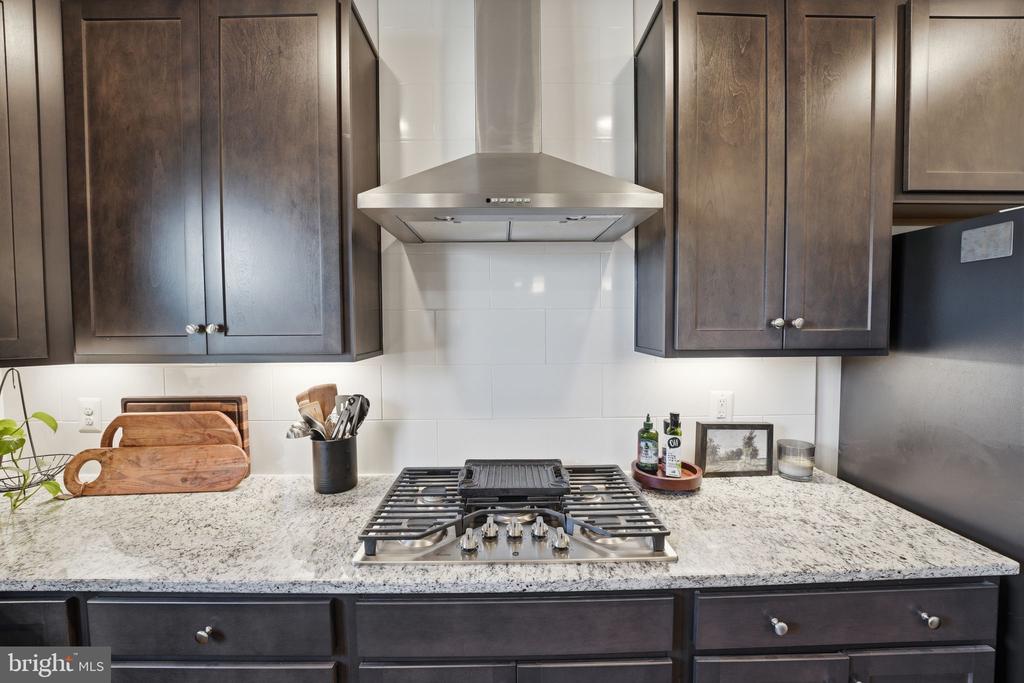 2012 ARMSTRONG TER, JEFFERSONTON, Virginia 22724, 5 Bedrooms Bedrooms, ,3 BathroomsBathrooms,Residential,2012 ARMSTRONG TER,VACU2013146 MLS # VACU2013146