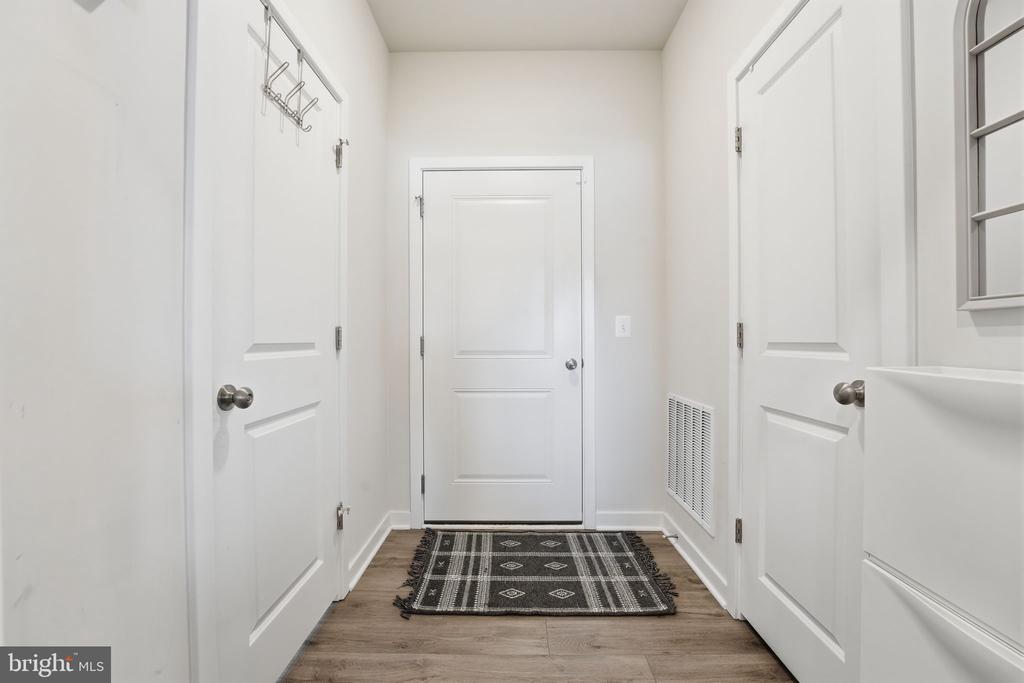 2012 ARMSTRONG TER, JEFFERSONTON, Virginia 22724, 5 Bedrooms Bedrooms, ,3 BathroomsBathrooms,Residential,2012 ARMSTRONG TER,VACU2013146 MLS # VACU2013146