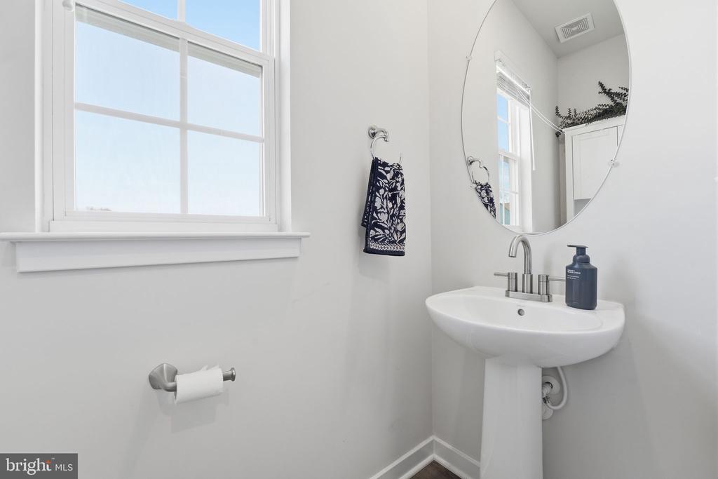 2012 ARMSTRONG TER, JEFFERSONTON, Virginia 22724, 5 Bedrooms Bedrooms, ,3 BathroomsBathrooms,Residential,2012 ARMSTRONG TER,VACU2013146 MLS # VACU2013146