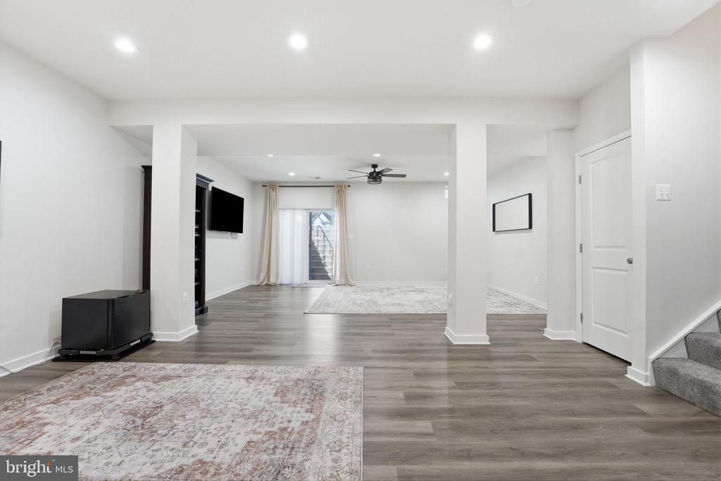 2012 ARMSTRONG TER, JEFFERSONTON, Virginia 22724, 5 Bedrooms Bedrooms, ,3 BathroomsBathrooms,Residential,2012 ARMSTRONG TER,VACU2013146 MLS # VACU2013146