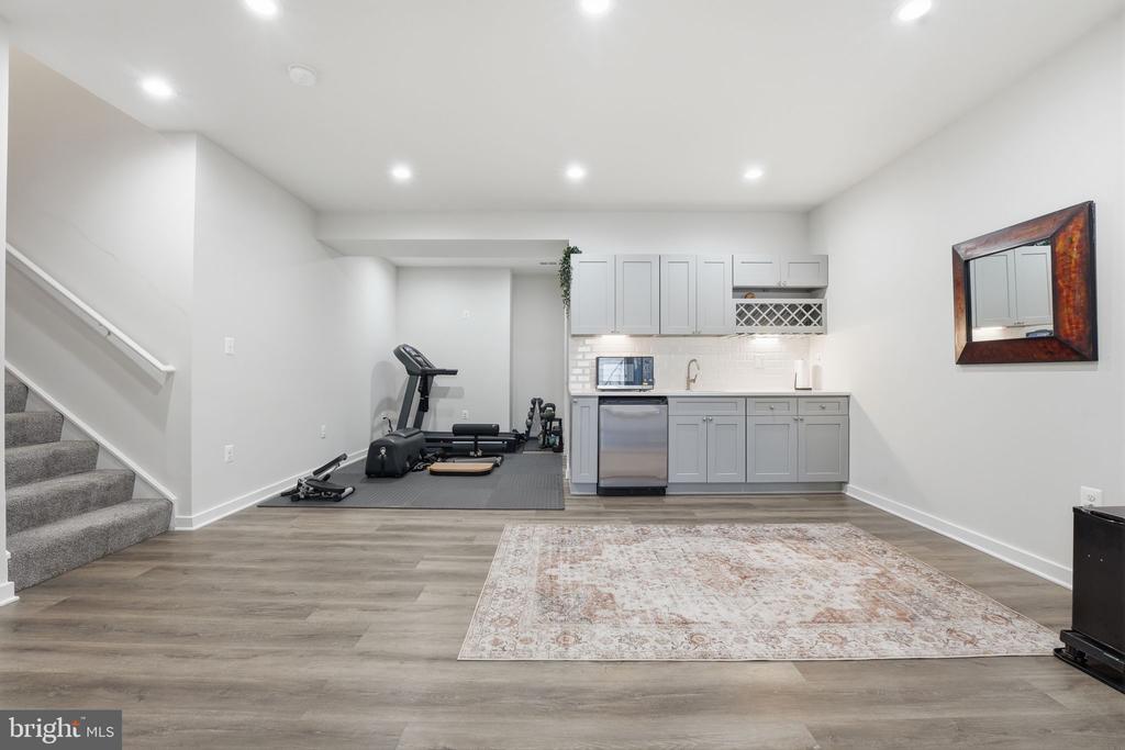 2012 ARMSTRONG TER, JEFFERSONTON, Virginia 22724, 5 Bedrooms Bedrooms, ,3 BathroomsBathrooms,Residential,2012 ARMSTRONG TER,VACU2013146 MLS # VACU2013146