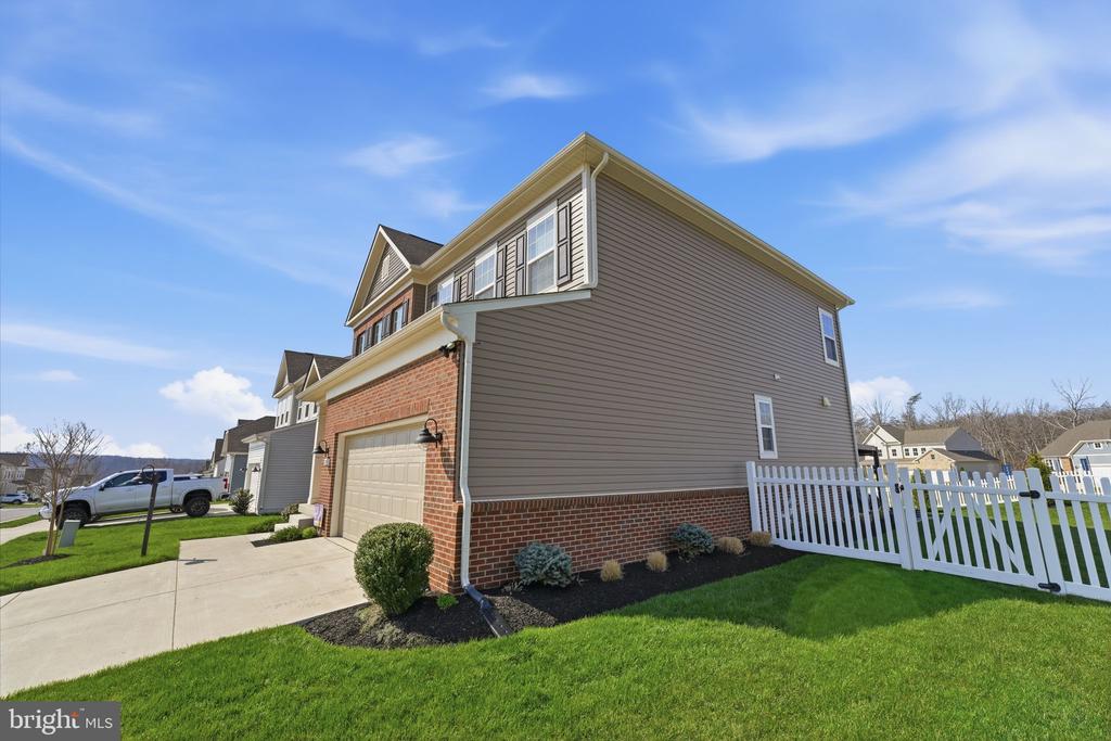 2012 ARMSTRONG TER, JEFFERSONTON, Virginia 22724, 5 Bedrooms Bedrooms, ,3 BathroomsBathrooms,Residential,2012 ARMSTRONG TER,VACU2013146 MLS # VACU2013146