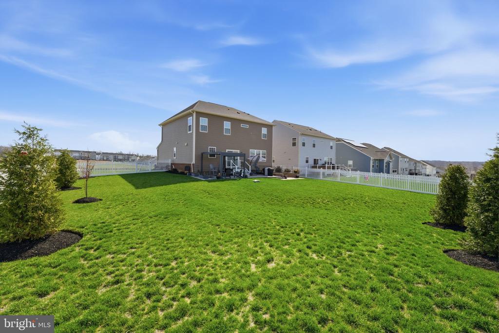 2012 ARMSTRONG TER, JEFFERSONTON, Virginia 22724, 5 Bedrooms Bedrooms, ,3 BathroomsBathrooms,Residential,2012 ARMSTRONG TER,VACU2013146 MLS # VACU2013146